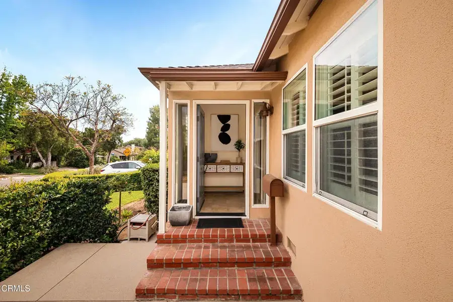 1587 N Harding Avenue, Pasadena, CA 91104 - #2