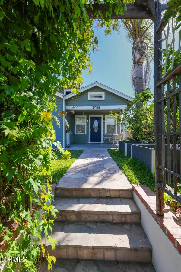 3958 Seneca Avenue, Los Angeles, CA 90039