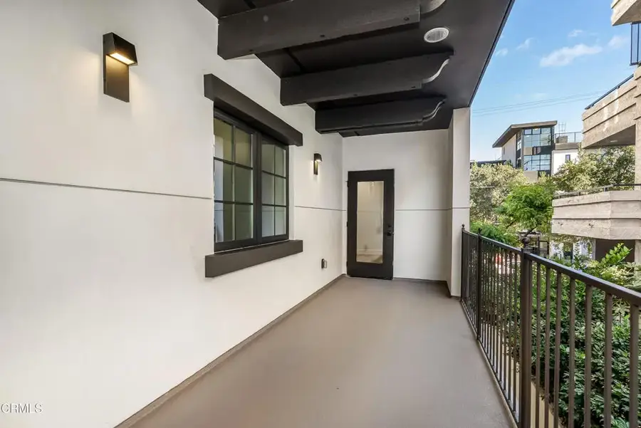 139 S Oak Knoll Avenue #204, Pasadena, CA 91101 - #2