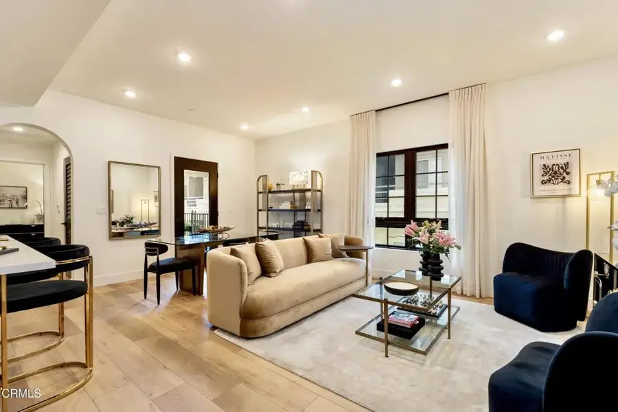 139 S Oak Knoll Avenue #104, Pasadena, CA 91101 - #2