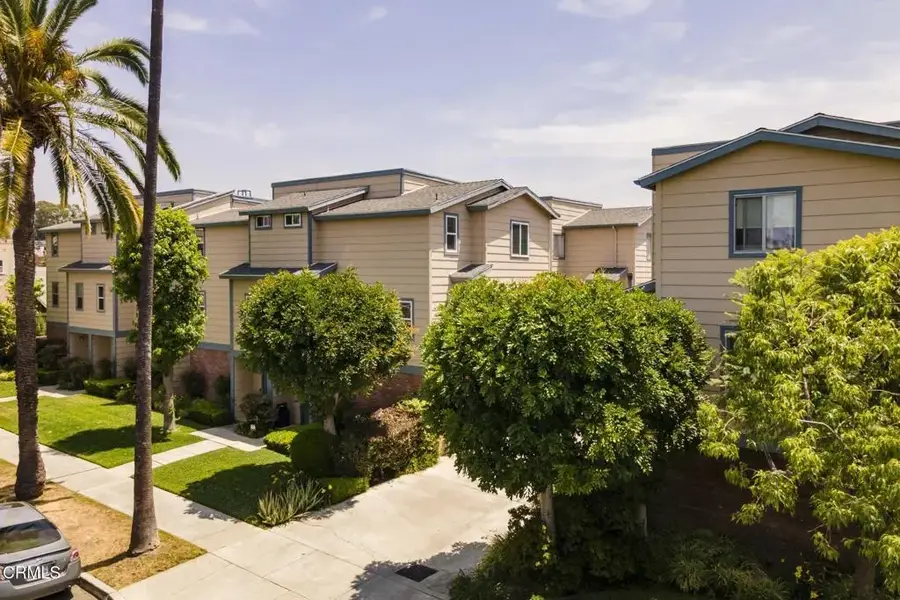 701 E Harvard Street #10, Glendale, CA 91205 - #2