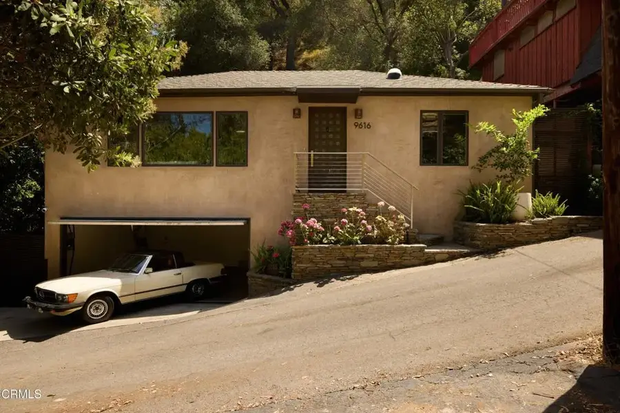 9616 Highland Gorge Drive, Beverly Hills, CA 90210 - #2