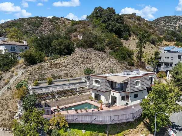 1861 Oakmont Terrace, Glendale, CA 91208