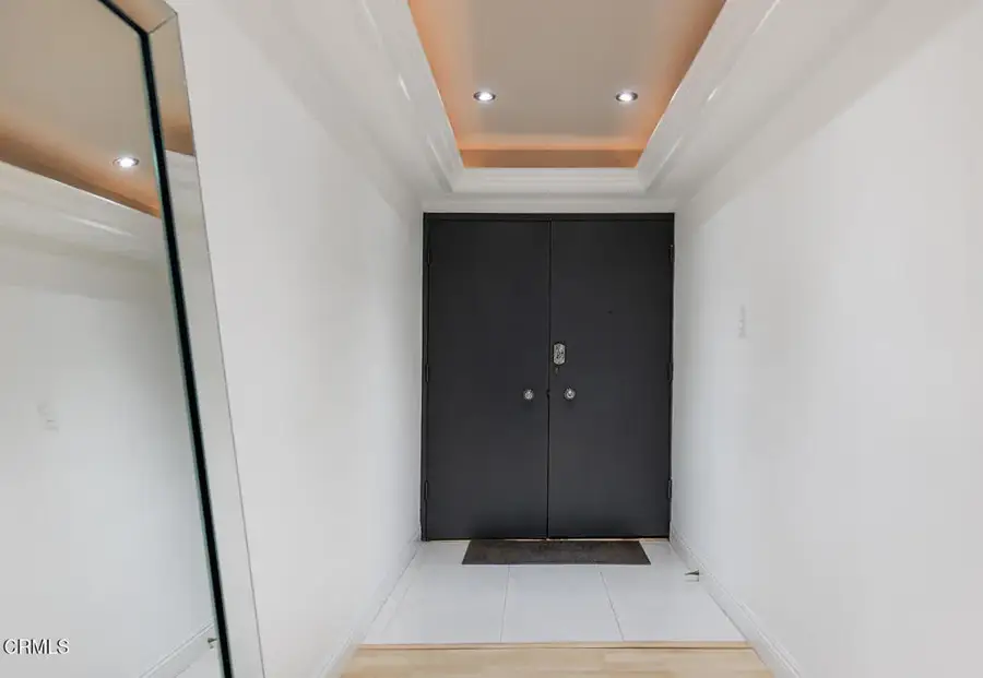 395 S Oakland Avenue #105, Pasadena, CA 91101 - #3