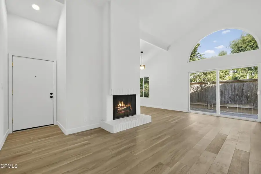 22330 Victory Boulevard #604, Woodland Hills, CA 91367 - #2
