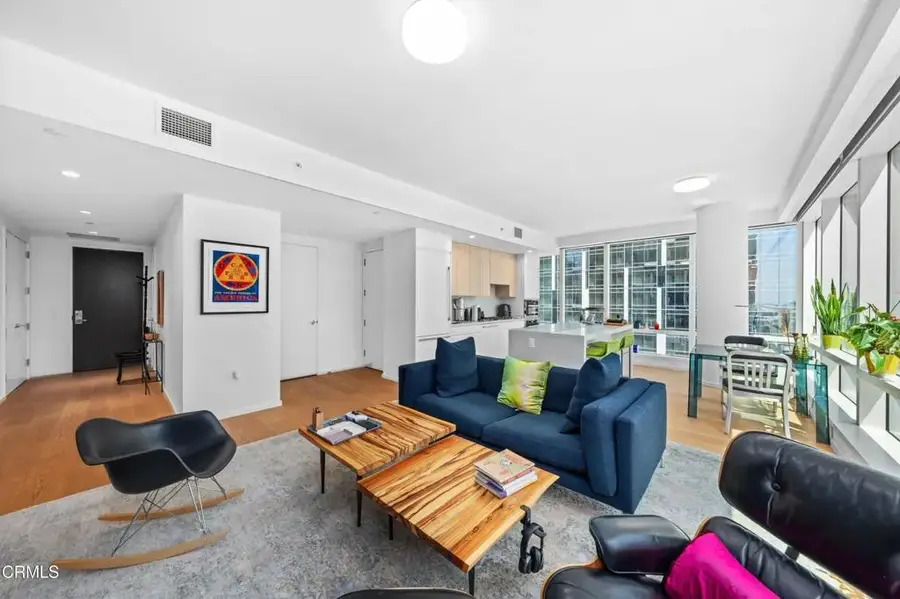 877 Francisco Street #1506, Los Angeles, CA 90017 - #3