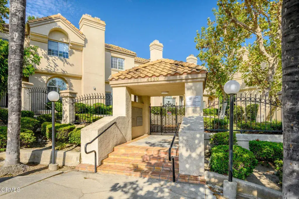 4520 Pennsylvania Avenue #118, La Crescenta, CA 91214 - #1