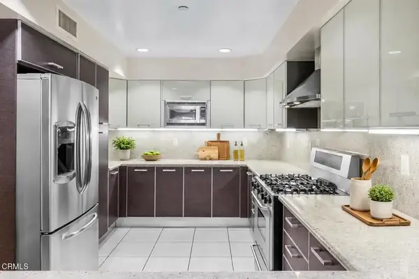 1353 N Fuller Avenue #204, Los Angeles, CA 90046