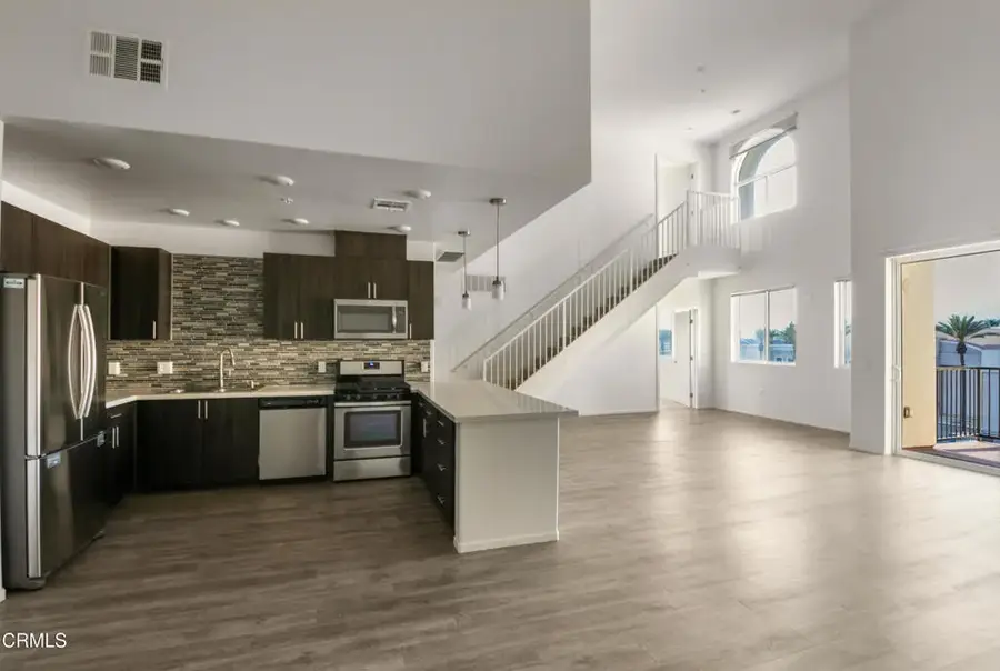 124 W Colorado Street #504, Glendale, CA 91204 - #2