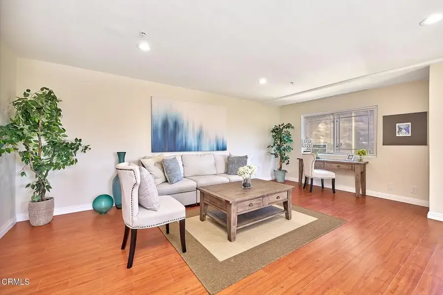 2466 Montrose Avenue #7, Montrose, CA 91020 - #2