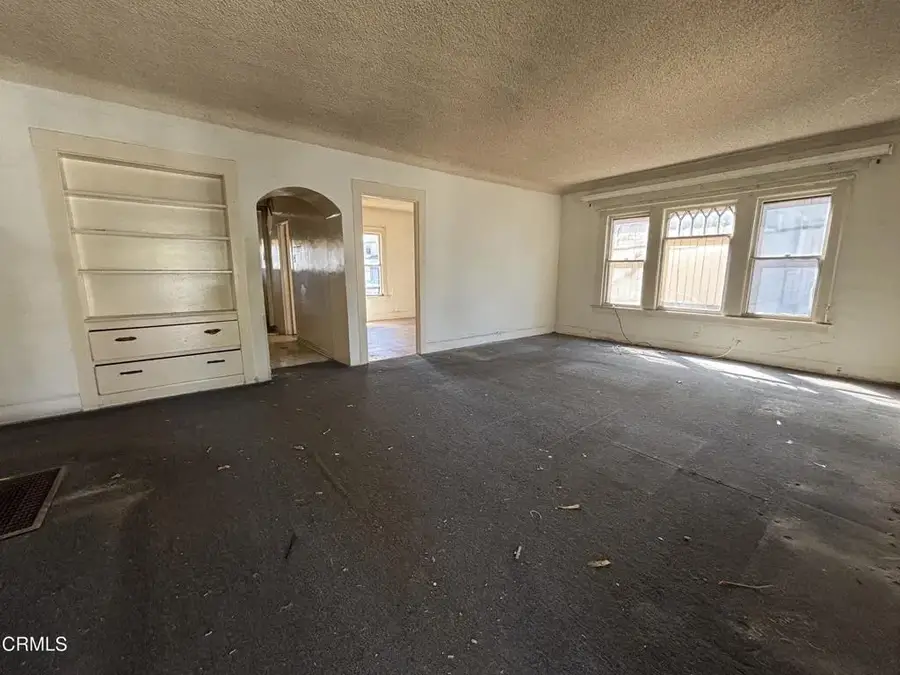 1008 E Windsor Road, Glendale, CA 91205 - #2