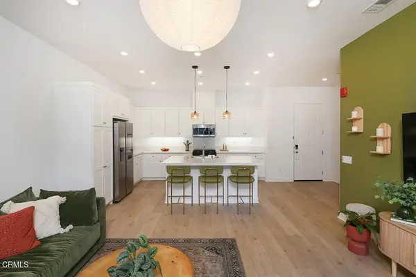 27212 Diamond Peak Lane #301, Valencia, CA 91381
