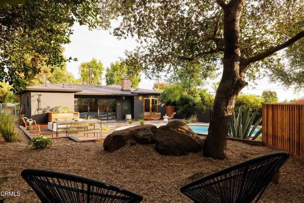 4369 El Prieto Road, Altadena, CA 91001 - #1