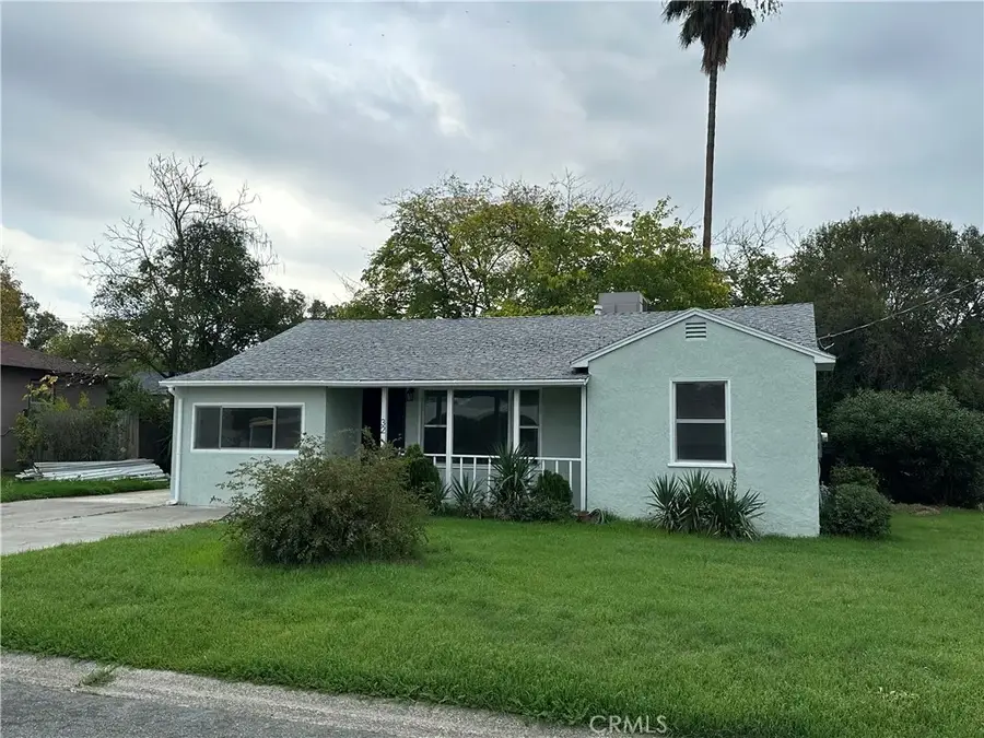 32 La Cresenta, Oroville, CA 95965 - Image #2