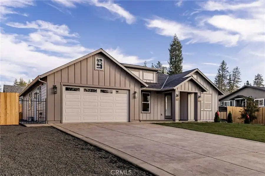 827 Camellia Drive, Paradise, CA 95969 - Image #2