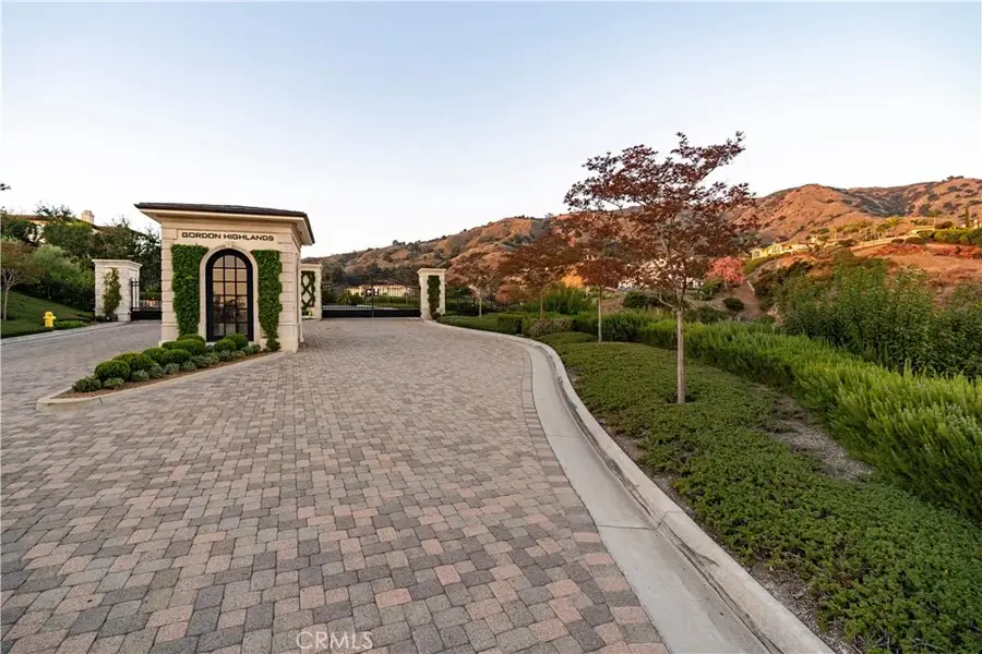 648 Gordon Highlands, Glendora, CA 91741 - Image #3