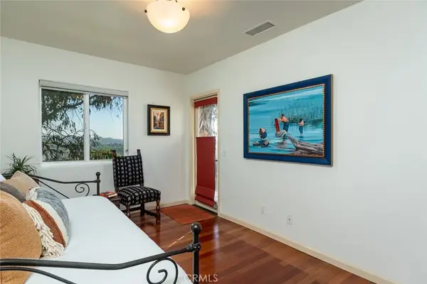 1404 Corona Drive, Glendale, CA 91205