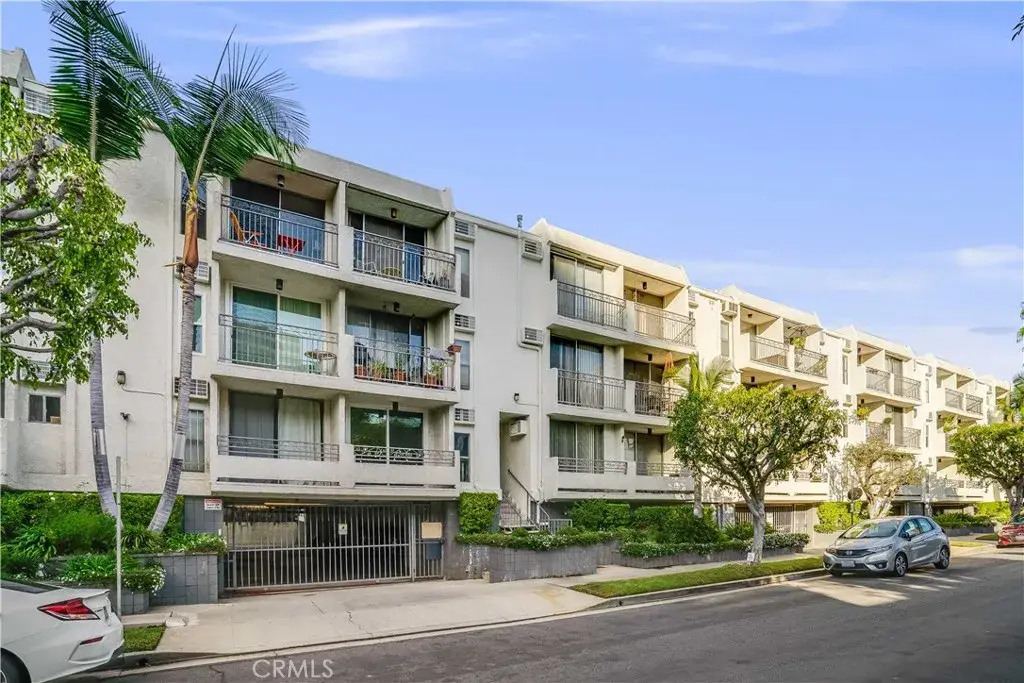 6151 Orange #307, Los Angeles, CA 90048 - Image #1