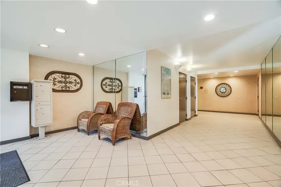 6151 Orange #307, Los Angeles, CA 90048 - Image #3