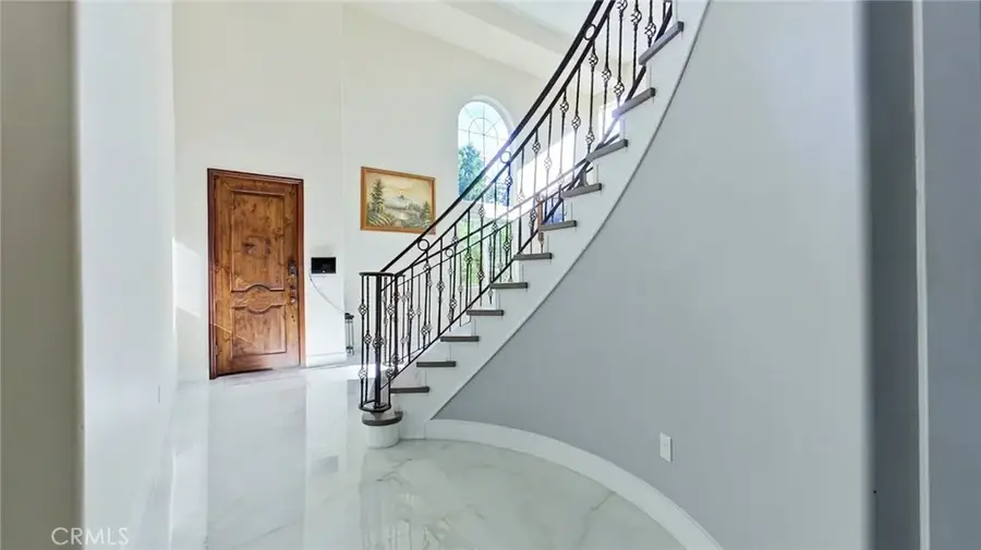 6937 Kian Court, Van Nuys, CA 91406 - Image #3