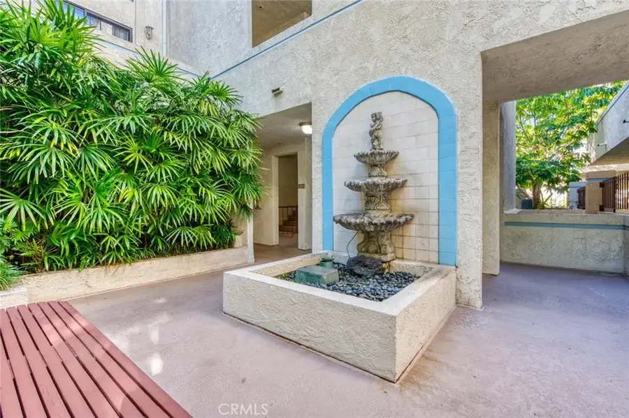 245 S Holliston Avenue #109, Pasadena, CA 91106 - Image #3