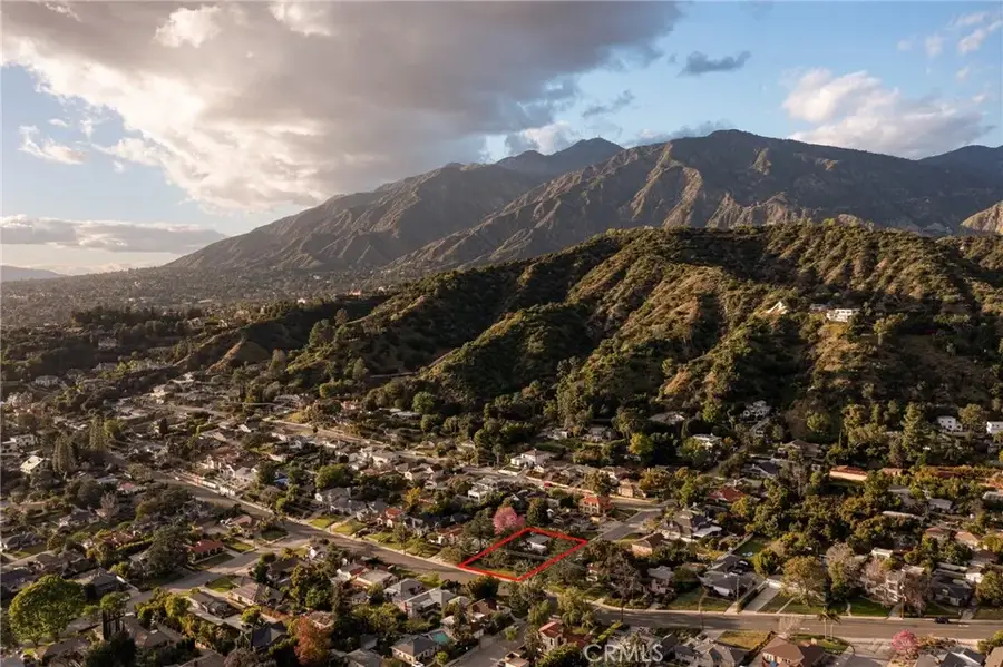 725 W Hillcrest Boulevard, Monrovia, CA 91016 - #3