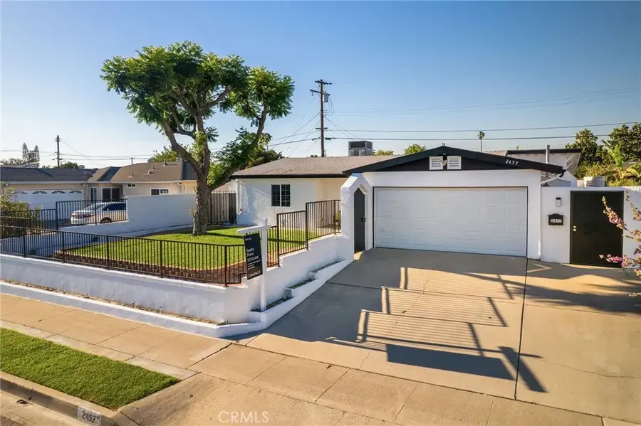2457 W Glenoaks, Anaheim, CA 92801 - #2