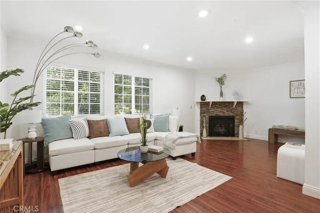 4189 Vineland Avenue #111, North Hollywood, CA 91602 - #1