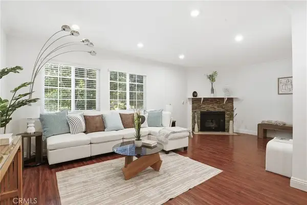 4189 Vineland Avenue #111, North Hollywood, CA 91602