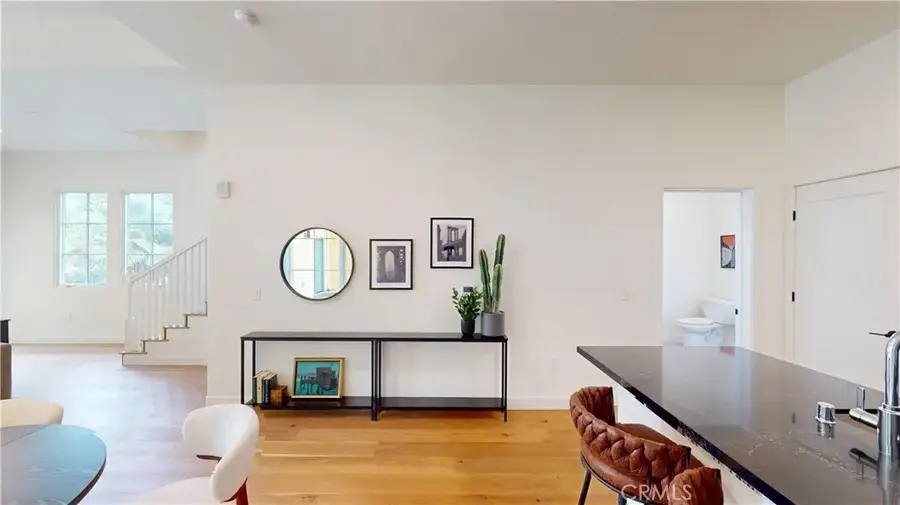 1878 E Walnut Street #203, Pasadena, CA 91107 - #2