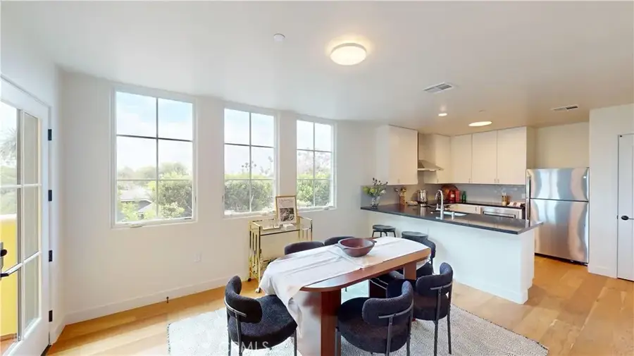 1878 E Walnut Street #213, Pasadena, CA 91107 - #2