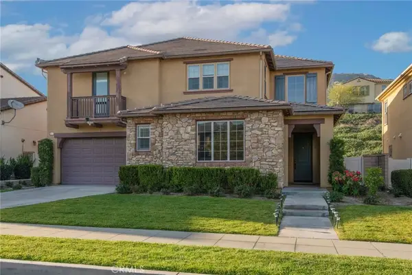 885 E Manresa, Azusa, CA 91702
