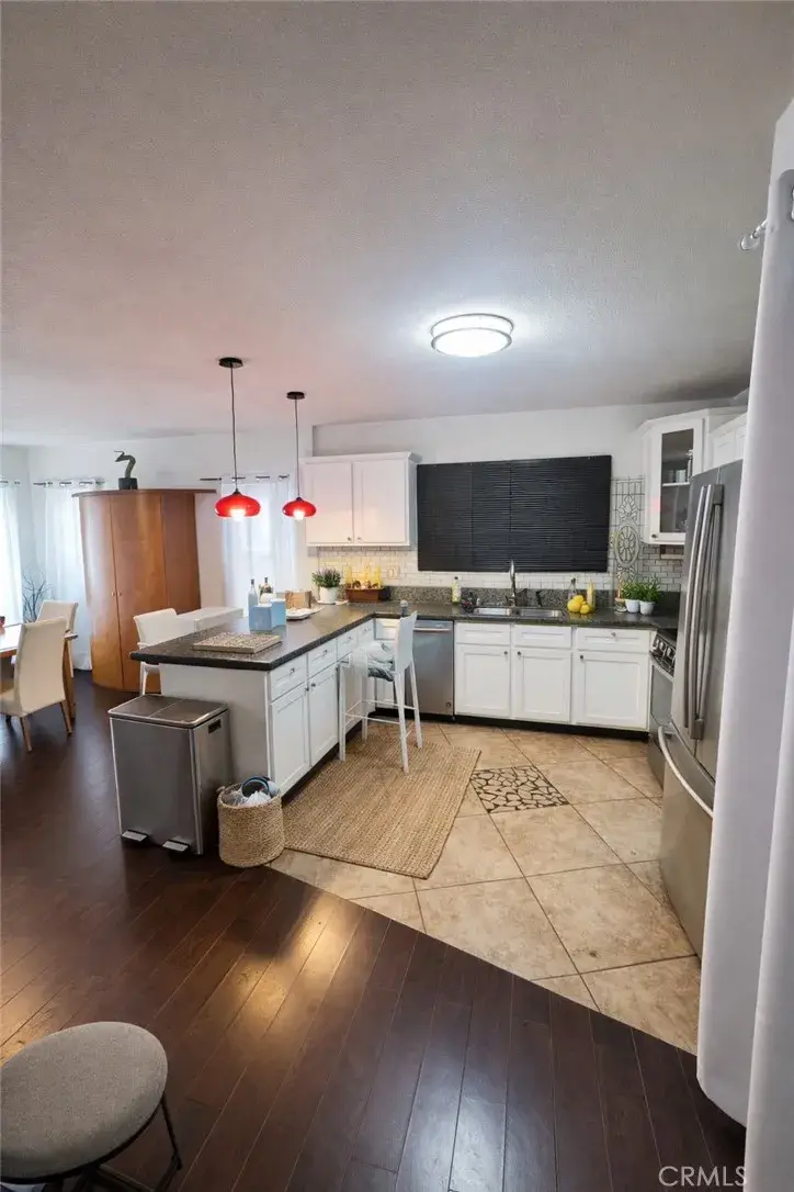 800 N Hobart, Los Angeles, CA 90029 - #3