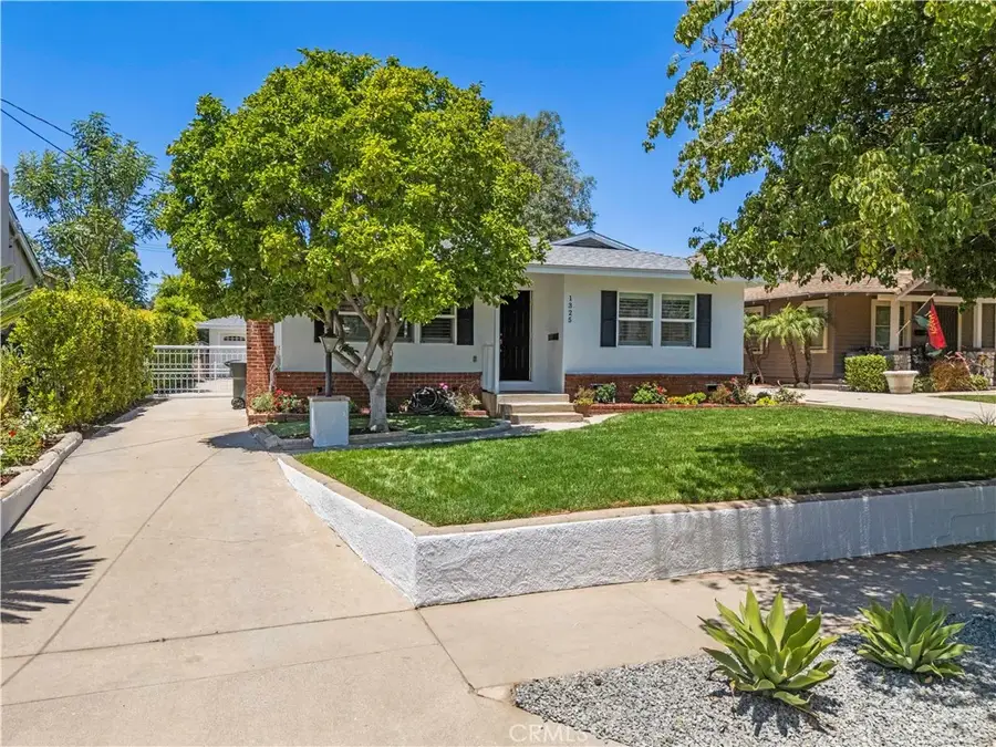 1325 Forest Avenue, Pasadena, CA 91103 - #3