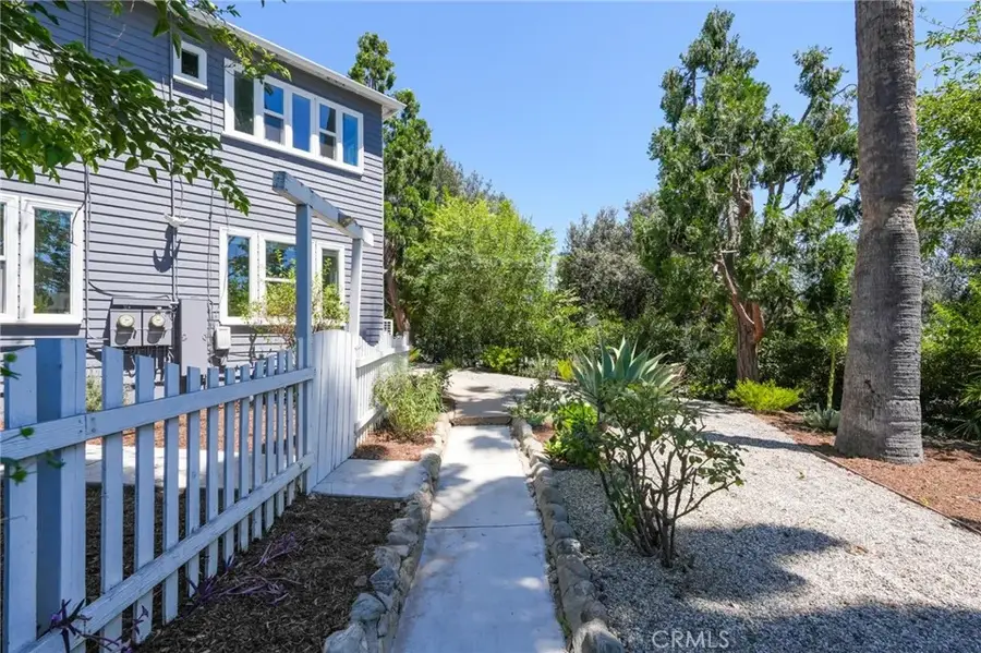229 E Washington, Pasadena, CA 91104 - #3