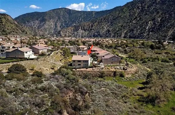 36 Foxtail Court, Azusa, CA 91702