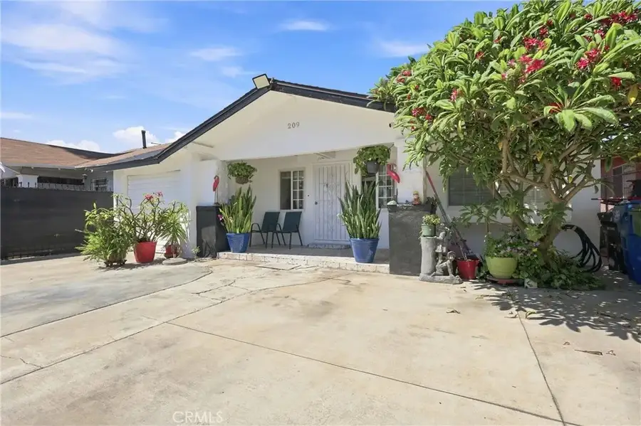 209 W 87th, Los Angeles, CA 90003 - #2
