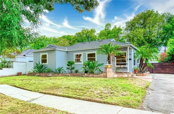 6705 Rubio Avenue, Lake Balboa, CA 91406