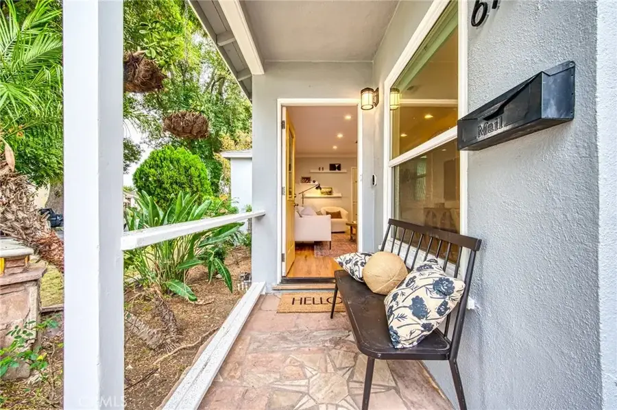 6705 Rubio Avenue, Lake Balboa, CA 91406 - #3