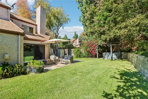 904 S Canyon #E, Monrovia, CA 91016