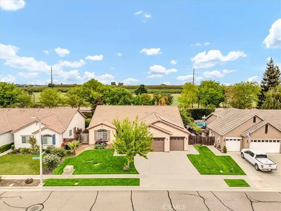 3000 S Arkle Street, Visalia, CA 93292 - Image #2