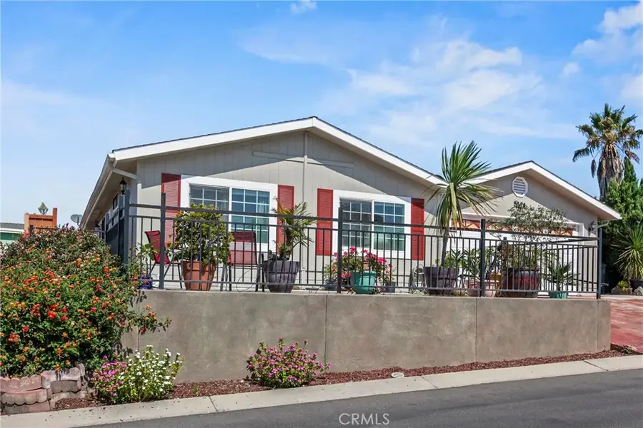 977 S Ridge View, Santa Maria, CA 93455 - Image #2