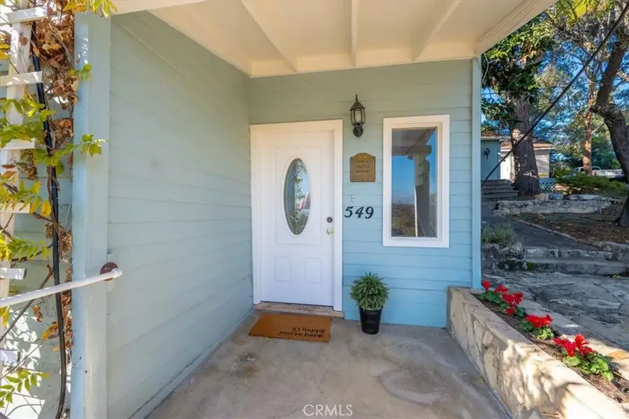 549 Derby, Paso Robles, CA 93446 - Image #2