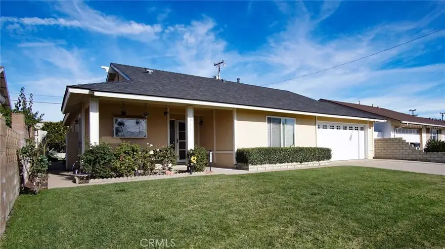 911 E Evergreen Avenue, Santa Maria, CA 93454 - #3