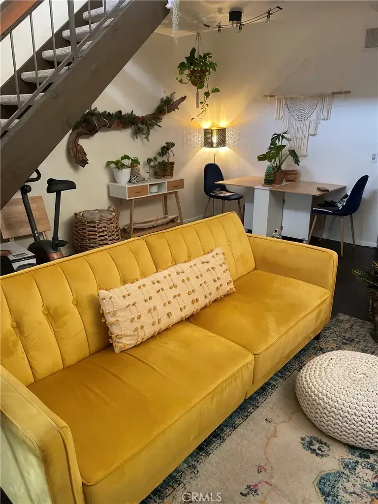 8221 Langdon #204, Van Nuys, CA 91406 - Image #3