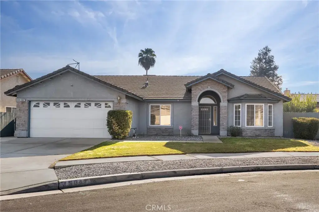 15647 Wooten Court, Kerman, CA 93630 - Image #1