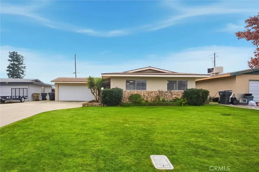 909 Dwina Avenue, Bakersfield, CA 93308 - Image #2