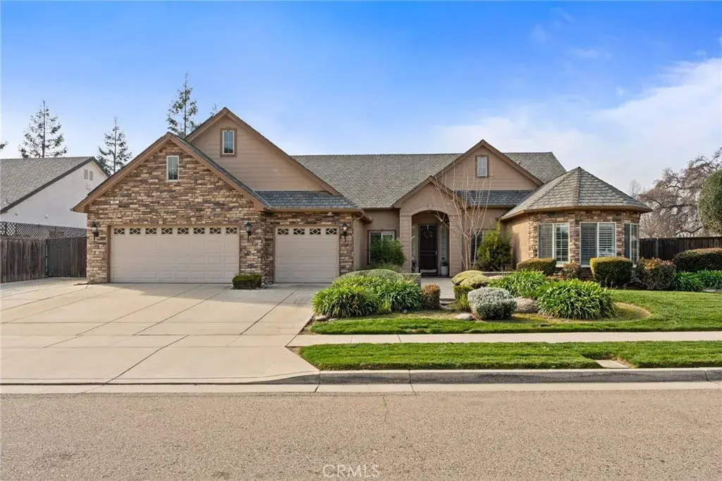 321 N Preston, Visalia, CA 93291 - #1