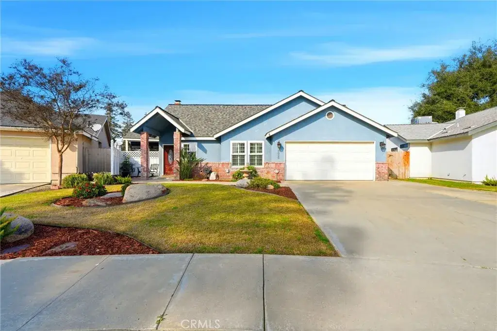 5028 W Hillsdale, Visalia, CA 93291 - Image #1