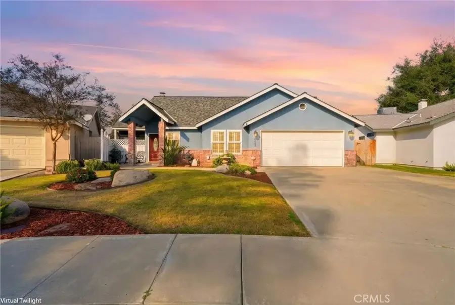 5028 W Hillsdale, Visalia, CA 93291 - Image #2